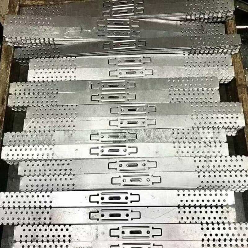 60-CD-Furring-Channel-Clip05