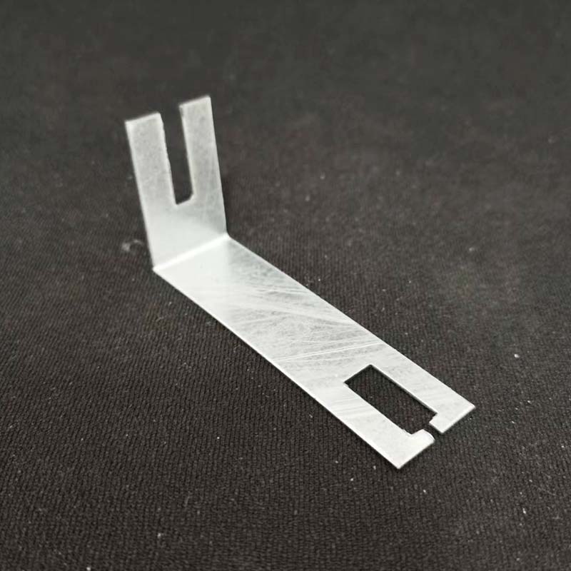 Wire Hanger Adjust Rod Feature 2