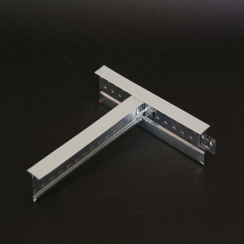 Flat T Grid cross tee assembly